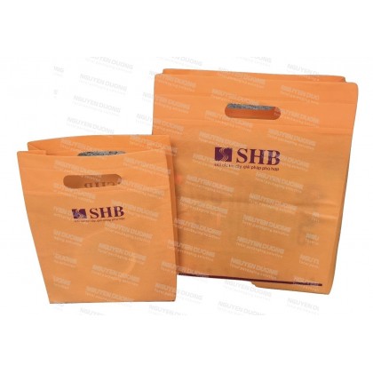 Tủi vải đột quai xếp hông